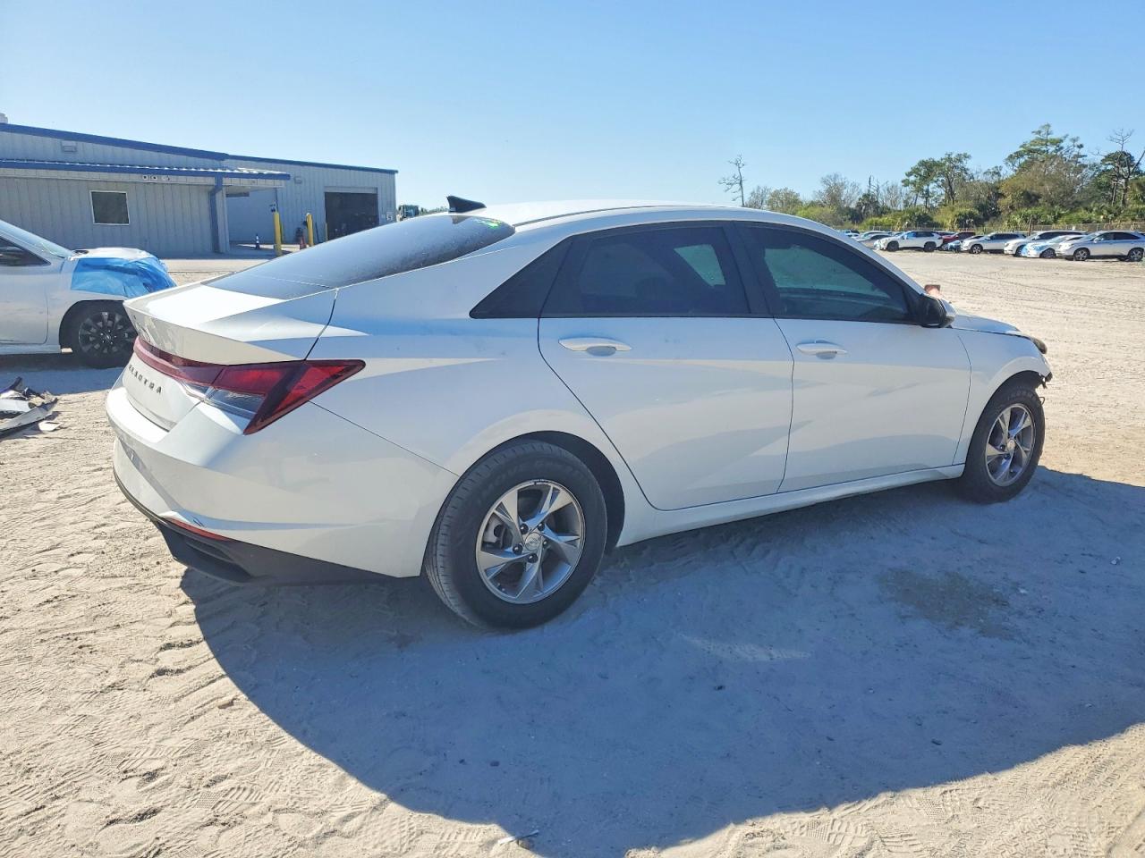 2021 HYUNDAI ELANTRA SE photo 3