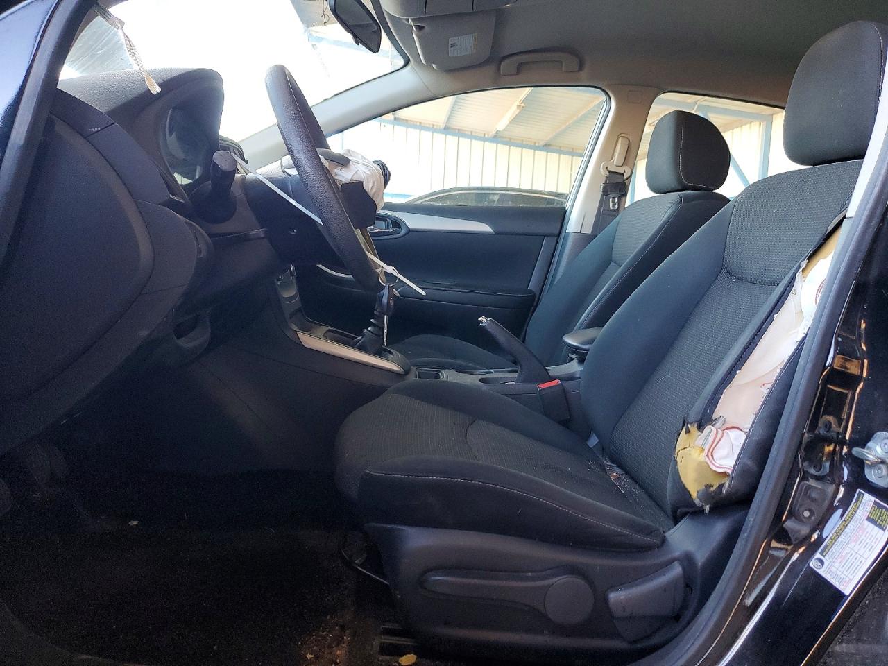 2019 NISSAN SENTRA S photo 7