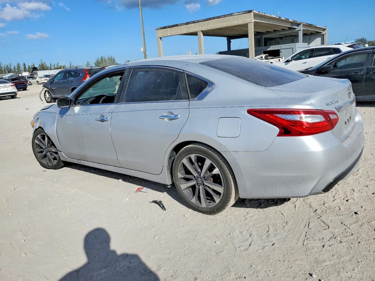 2016 NISSAN ALTIMA 2.5 photo 2