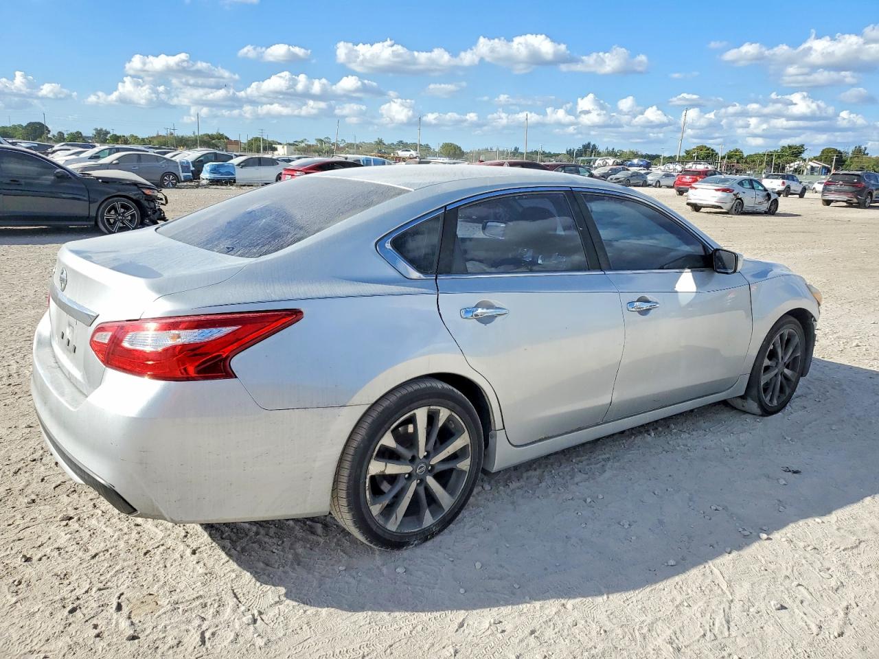 2016 NISSAN ALTIMA 2.5 photo 3
