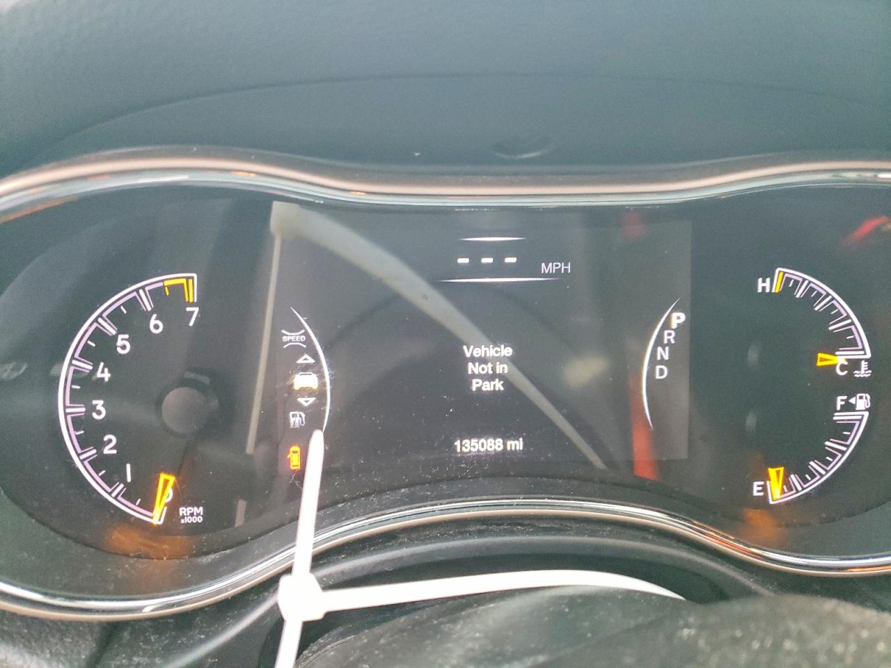 2016 JEEP GRAND CHEROKEE LAREDO photo 9
