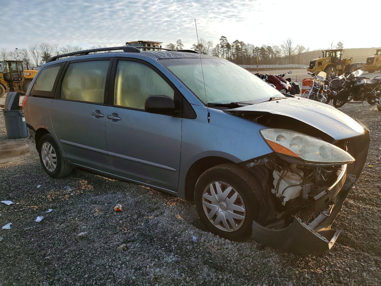 2006 TOYOTA SIENNA CE photo 4