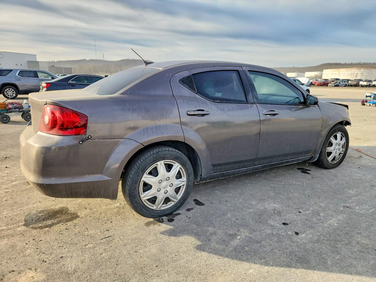 2014 DODGE AVENGER SE photo 3