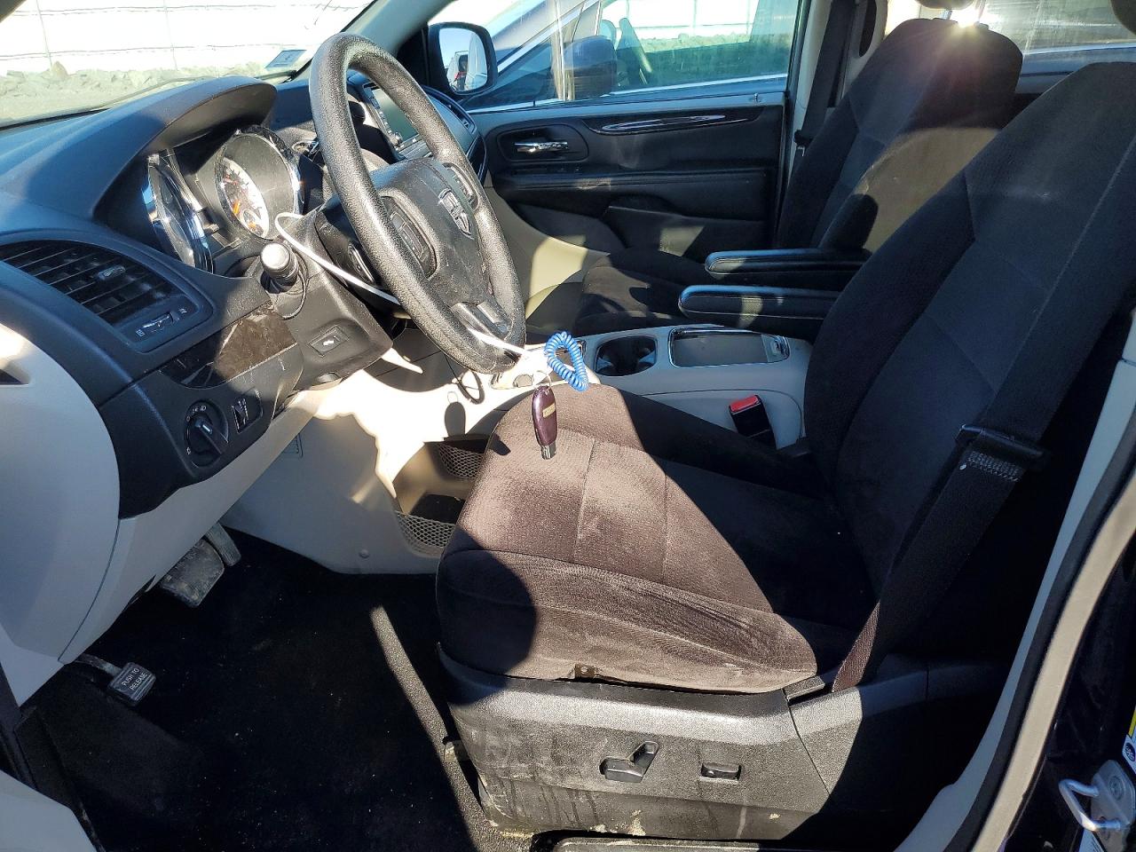 2013 DODGE GRAND CARAVAN SXT photo 7