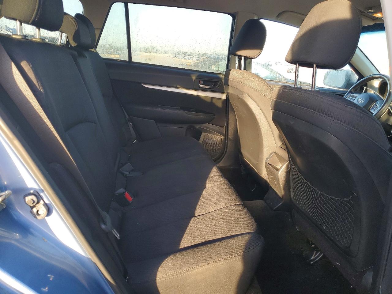 2012 SUBARU OUTBACK 2.5I PREMIUM photo 11