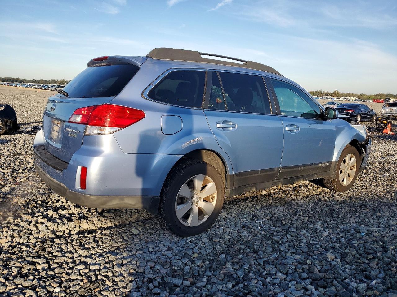 2012 SUBARU OUTBACK 2.5I PREMIUM photo 3