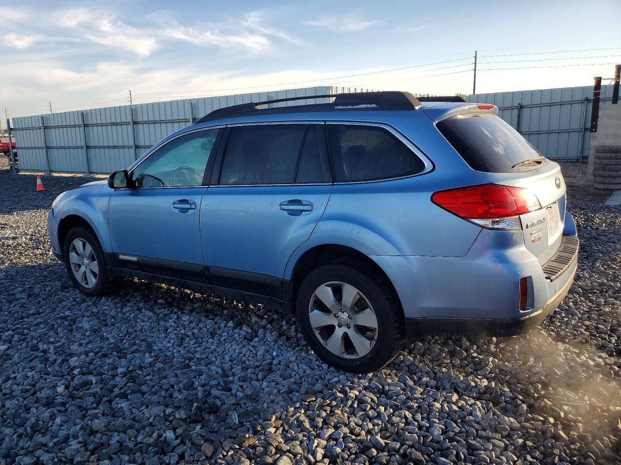 2012 SUBARU OUTBACK 2.5I PREMIUM photo 2