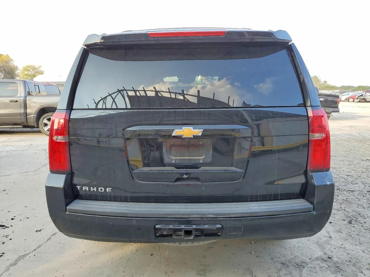 2016 CHEVROLET TAHOE C1500 LT photo 6