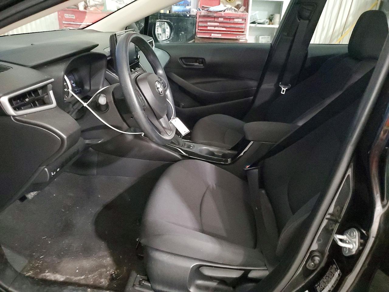 2022 TOYOTA COROLLA LE photo 7