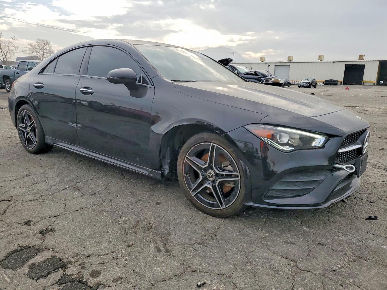2023 MERCEDES-BENZ CLA 250 photo 4