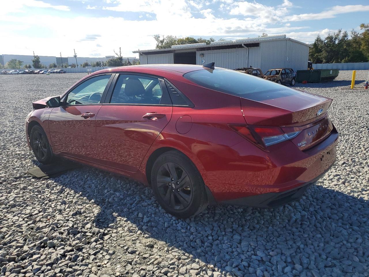 2023 HYUNDAI ELANTRA SEL photo 2