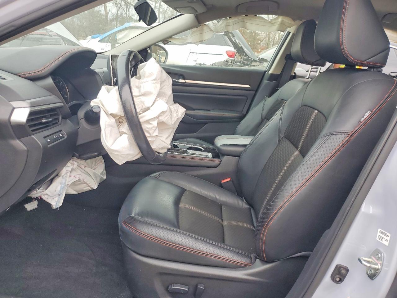 2024 NISSAN ALTIMA SR photo 13