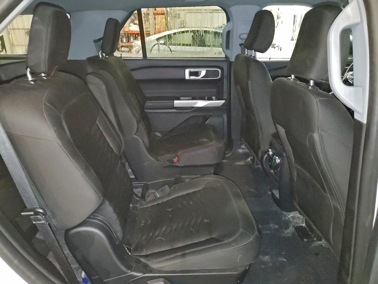 2021 FORD EXPLORER XLT photo 11