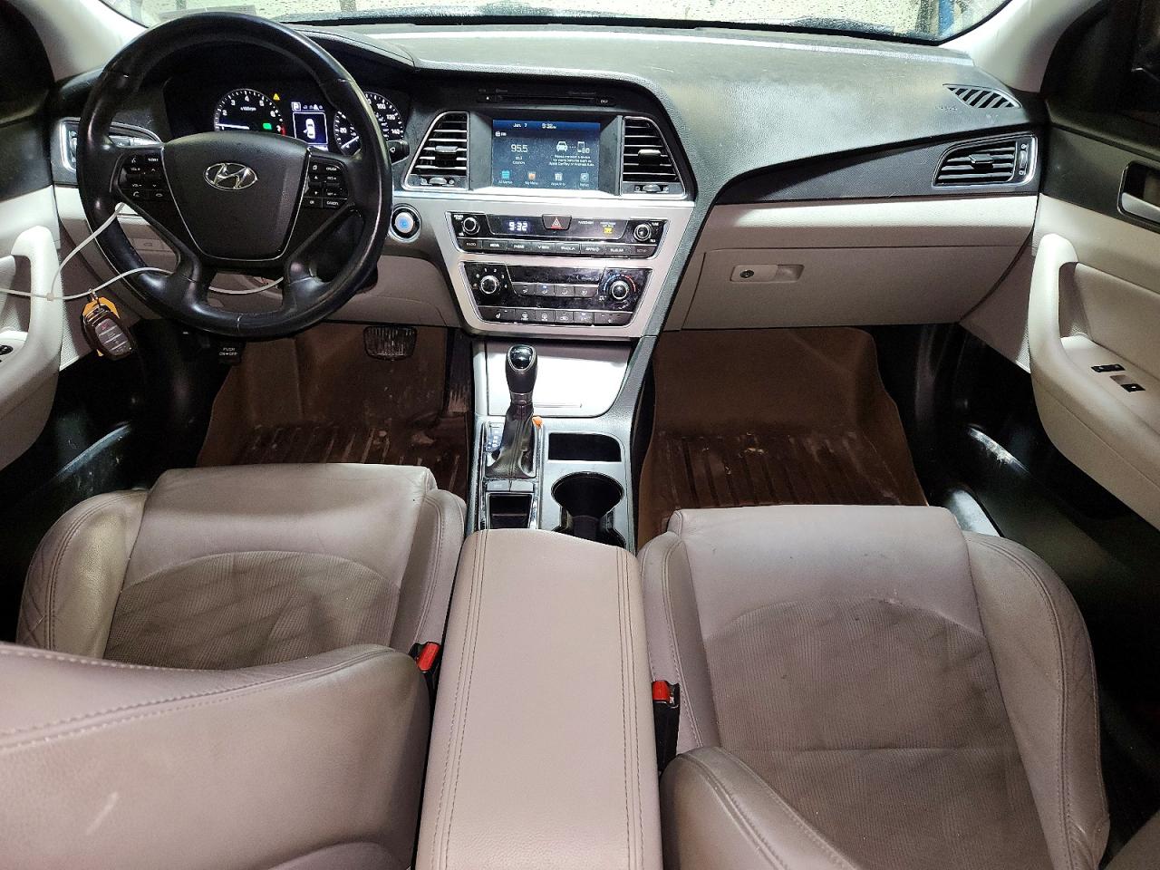 2016 HYUNDAI SONATA SPORT photo 8