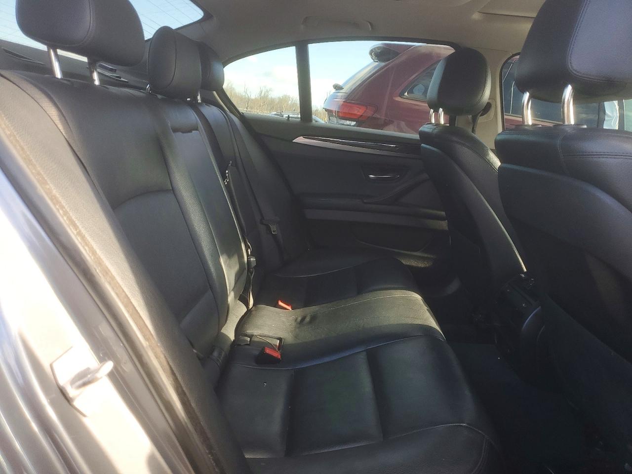 2015 BMW 528 XI photo 10