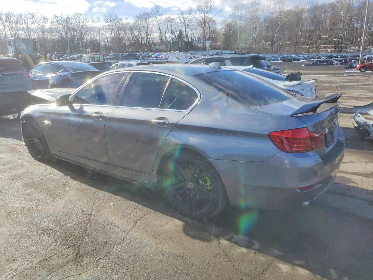 2015 BMW 528 XI photo 2