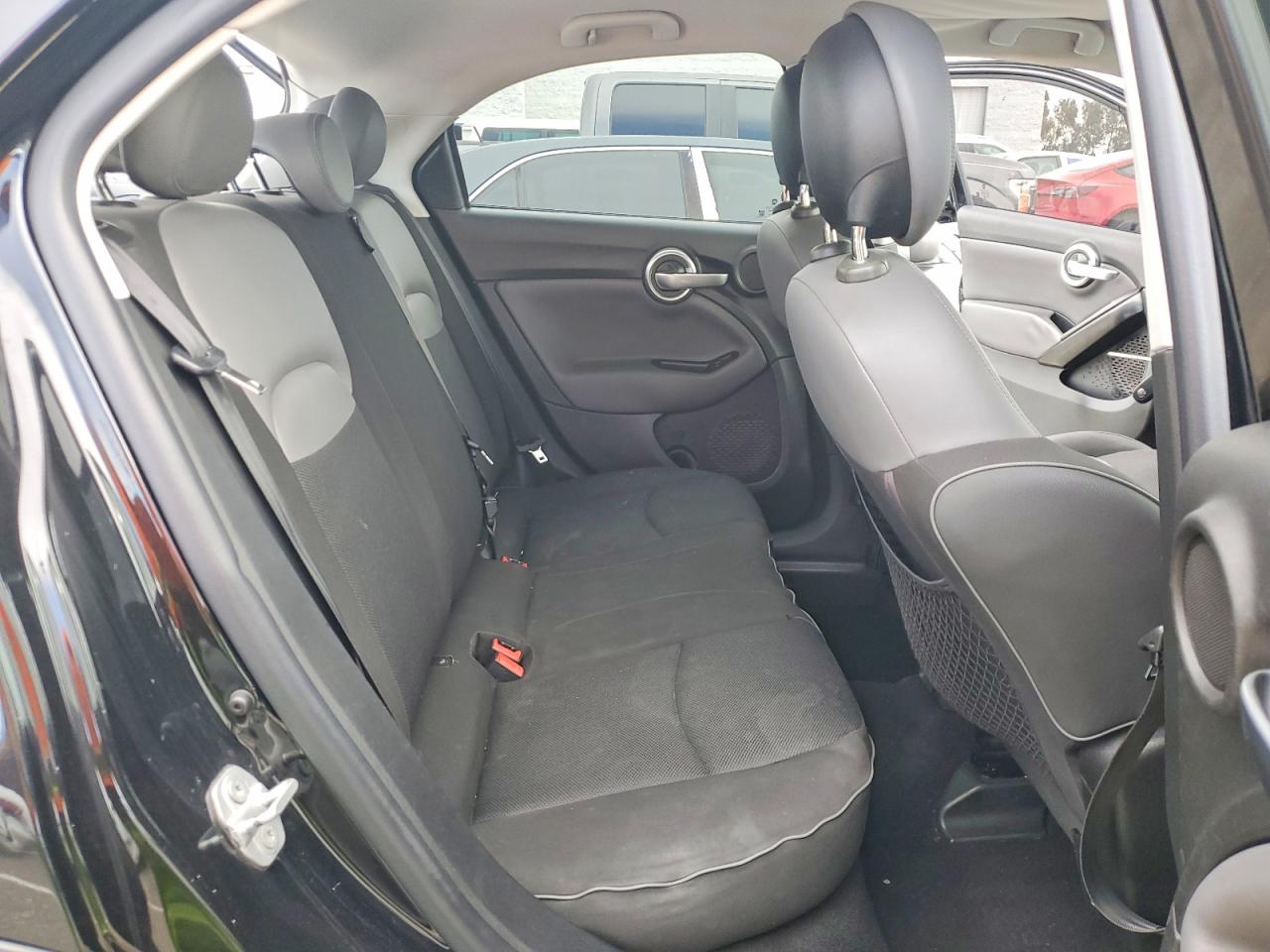 2016 FIAT 500X EASY photo 10