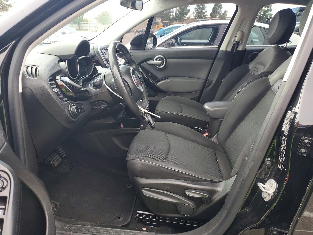 2016 FIAT 500X EASY photo 7
