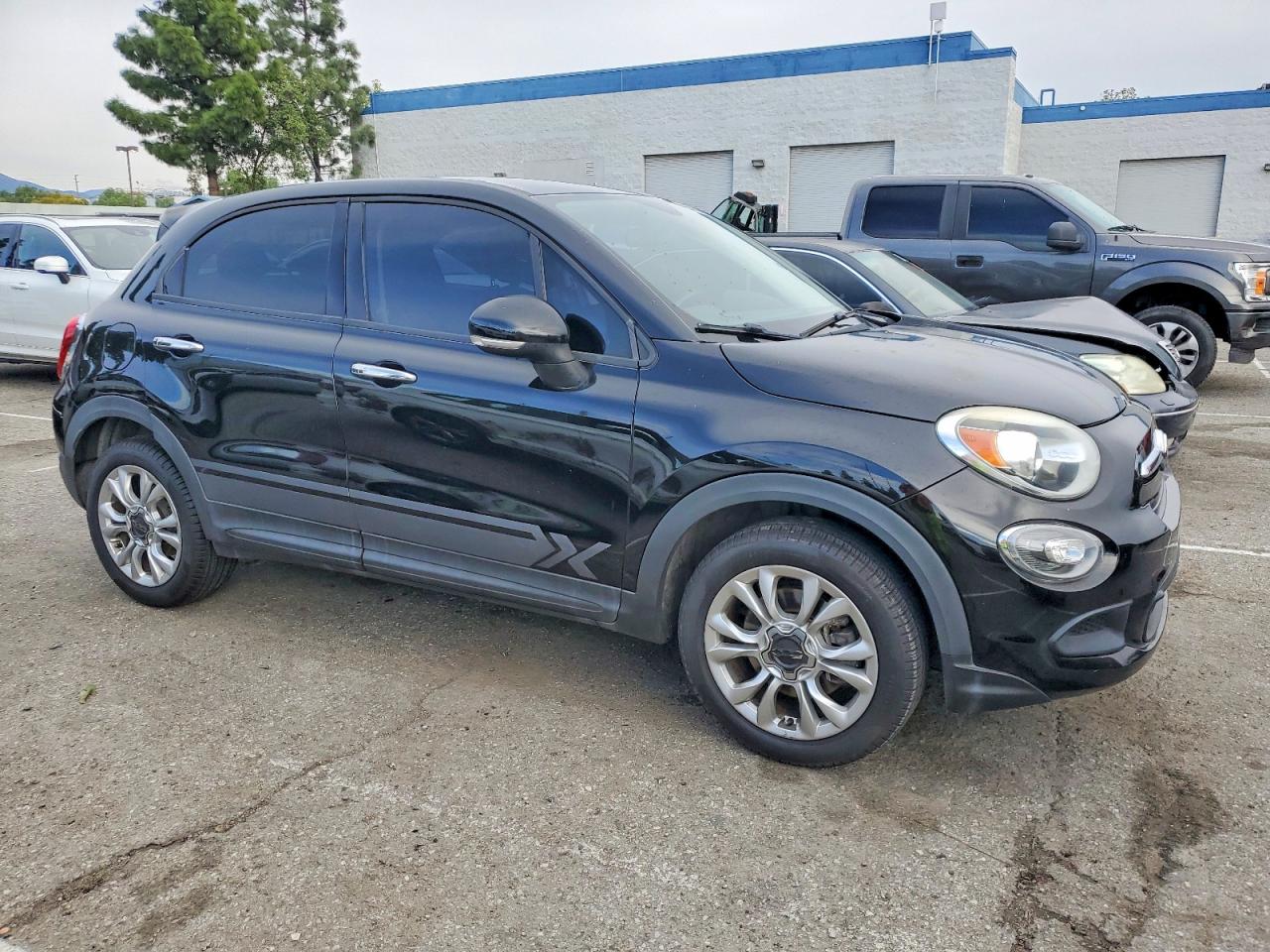 2016 FIAT 500X EASY photo 4
