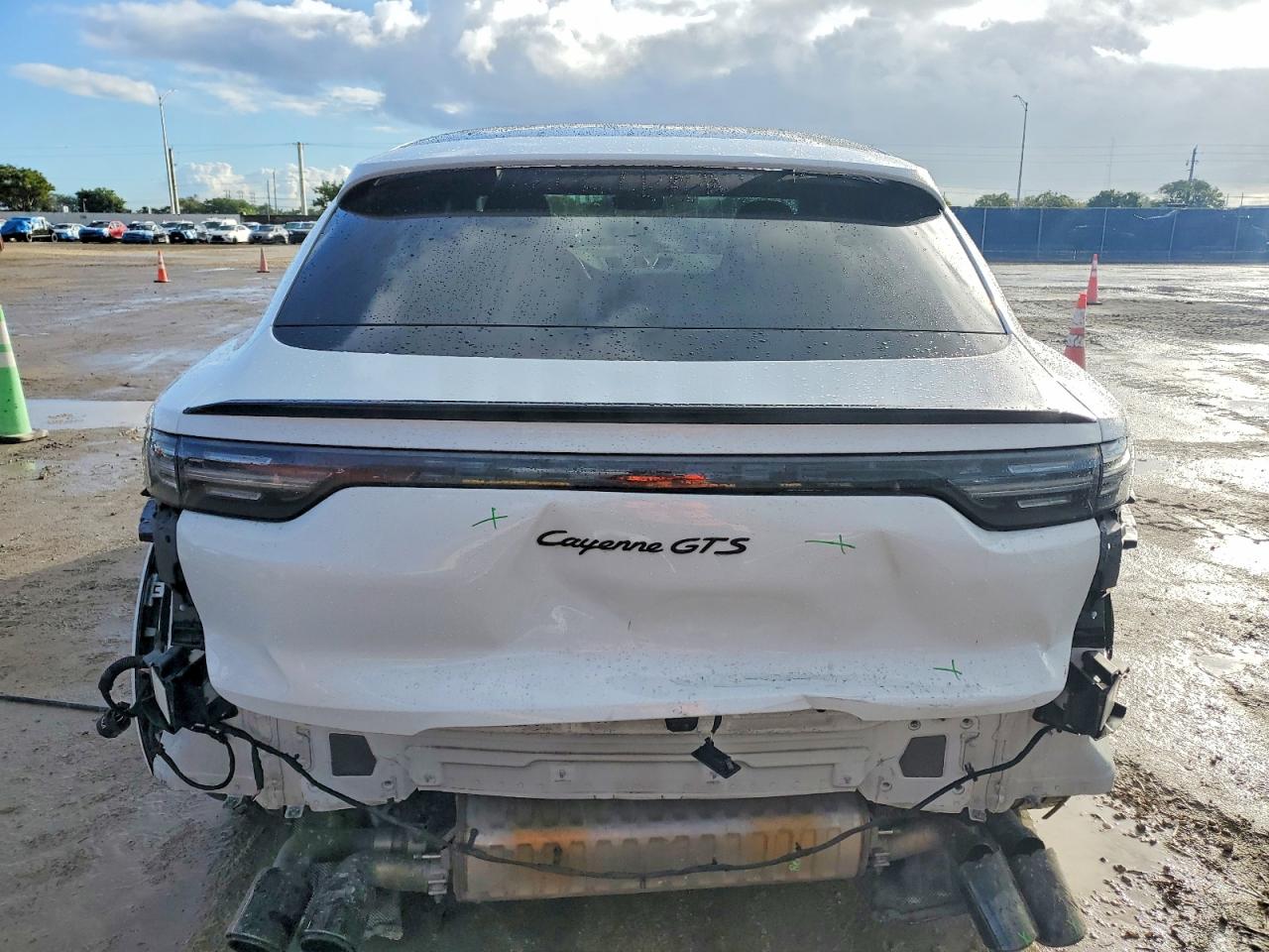 2023 PORSCHE CAYENNE GTS COUPE photo 6
