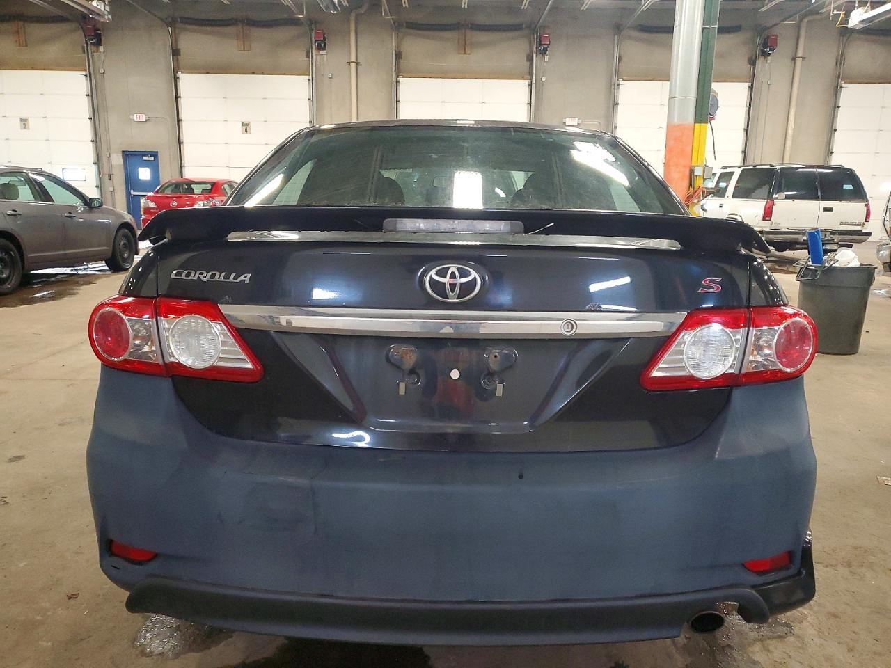 2011 TOYOTA COROLLA BASE photo 6