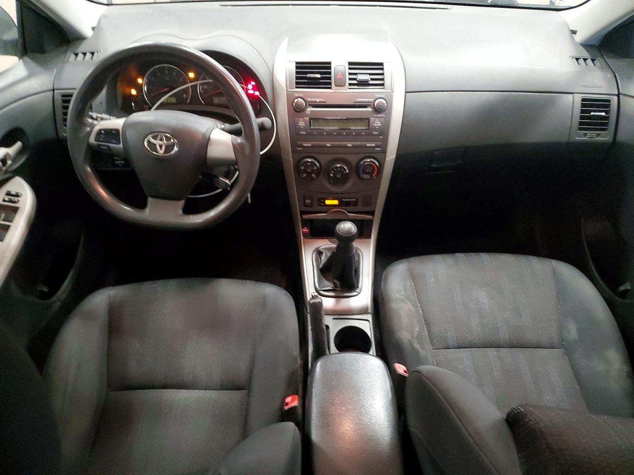 2011 TOYOTA COROLLA BASE photo 8