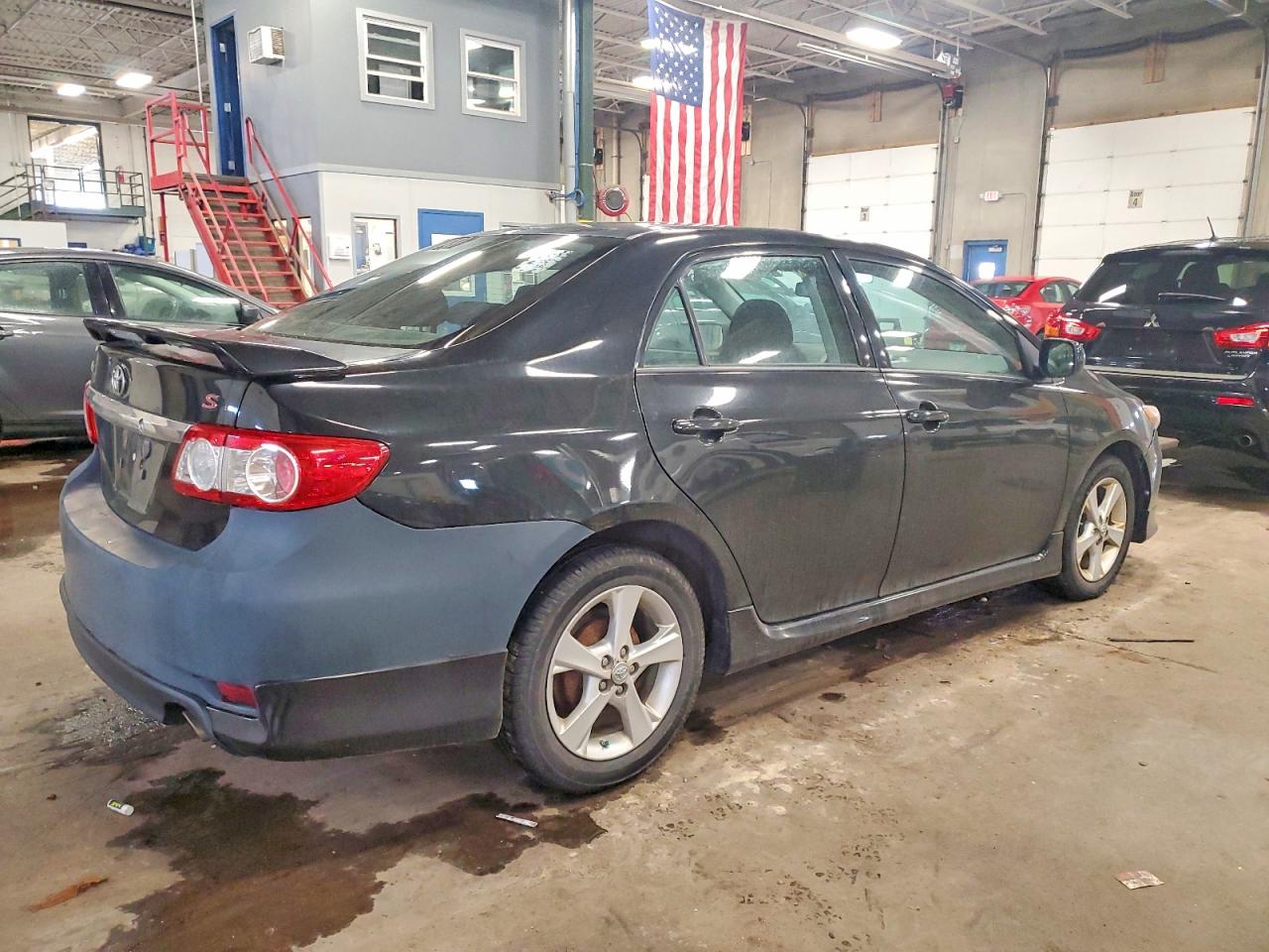2011 TOYOTA COROLLA BASE photo 3