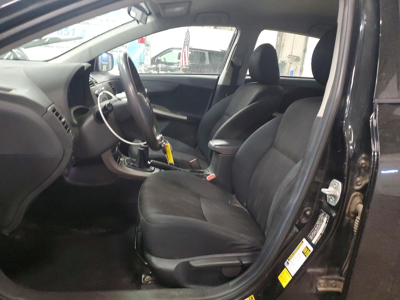 2011 TOYOTA COROLLA BASE photo 7