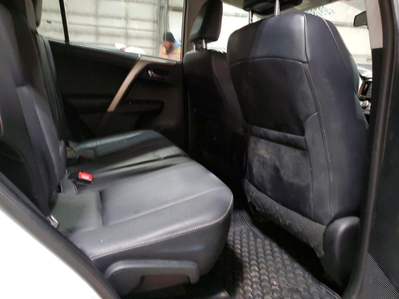 2015 TOYOTA RAV4 LIMITED photo 11
