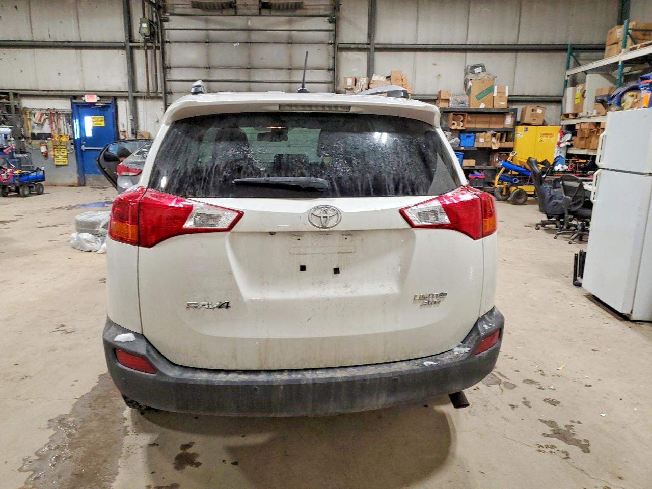 2015 TOYOTA RAV4 LIMITED photo 6