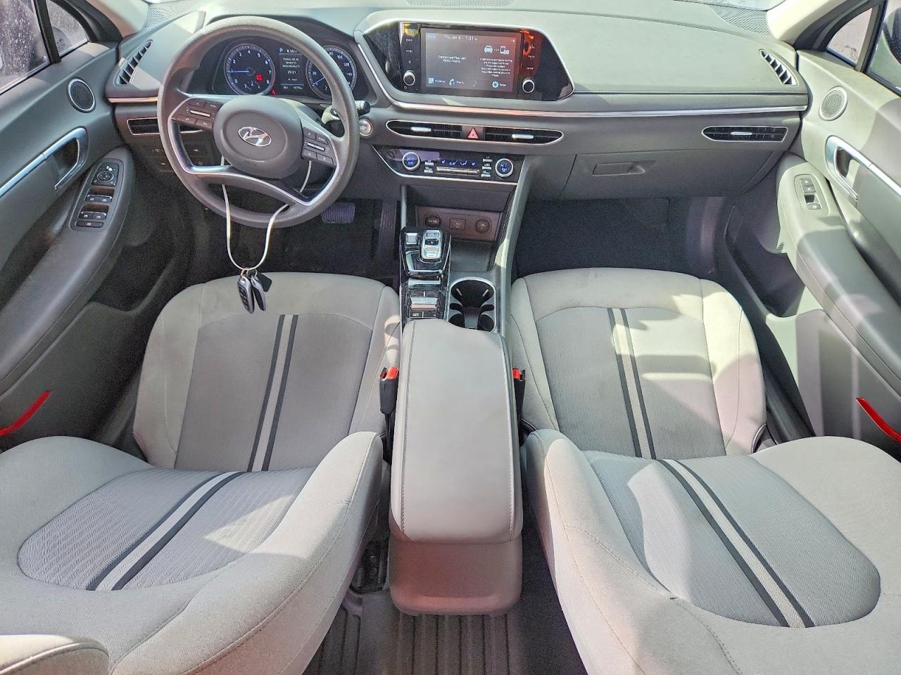2020 HYUNDAI SONATA SEL photo 8