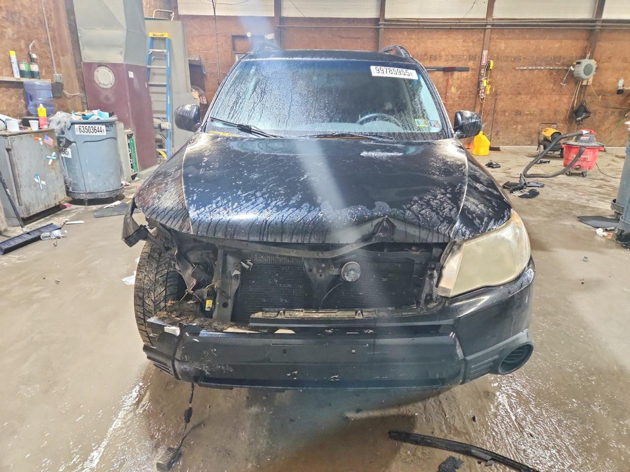 2010 SUBARU FORESTER photo 5