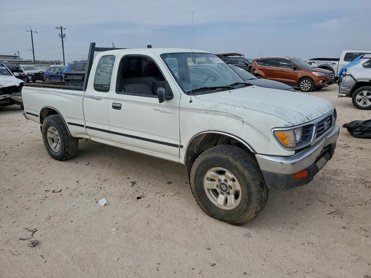 1996 TOYOTA TACOMA XTRACAB photo 4