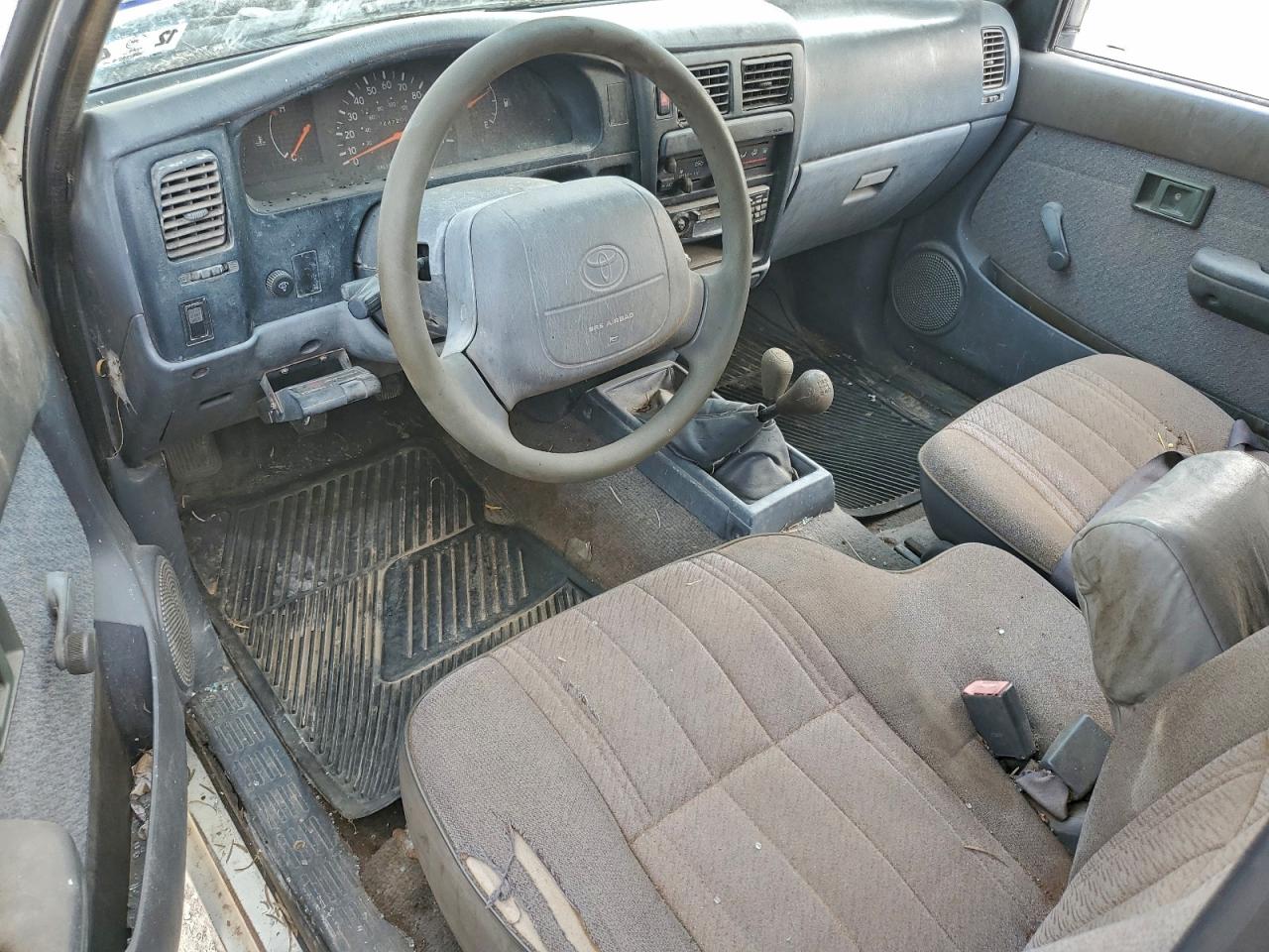1996 TOYOTA TACOMA XTRACAB photo 8