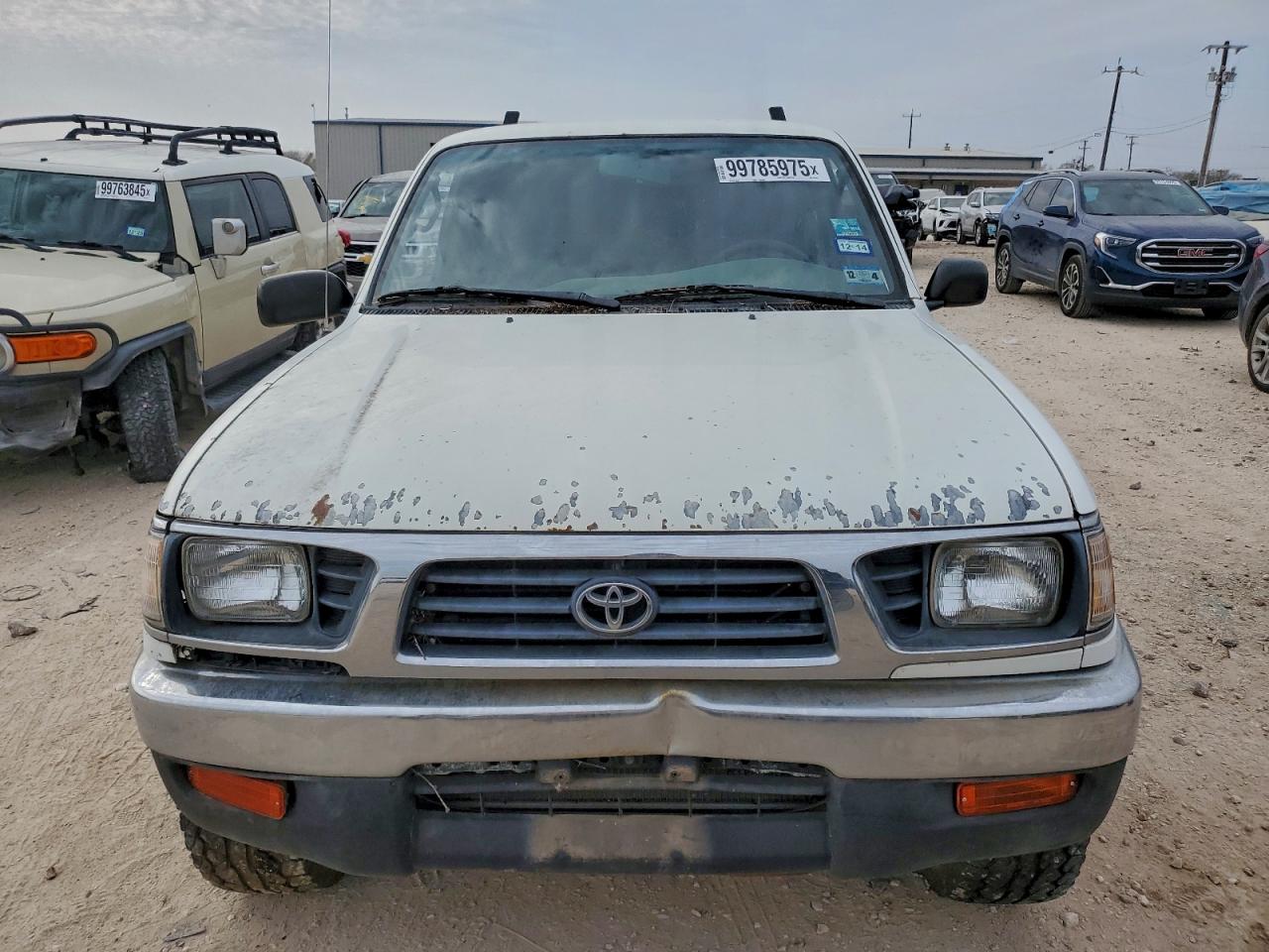 1996 TOYOTA TACOMA XTRACAB photo 5