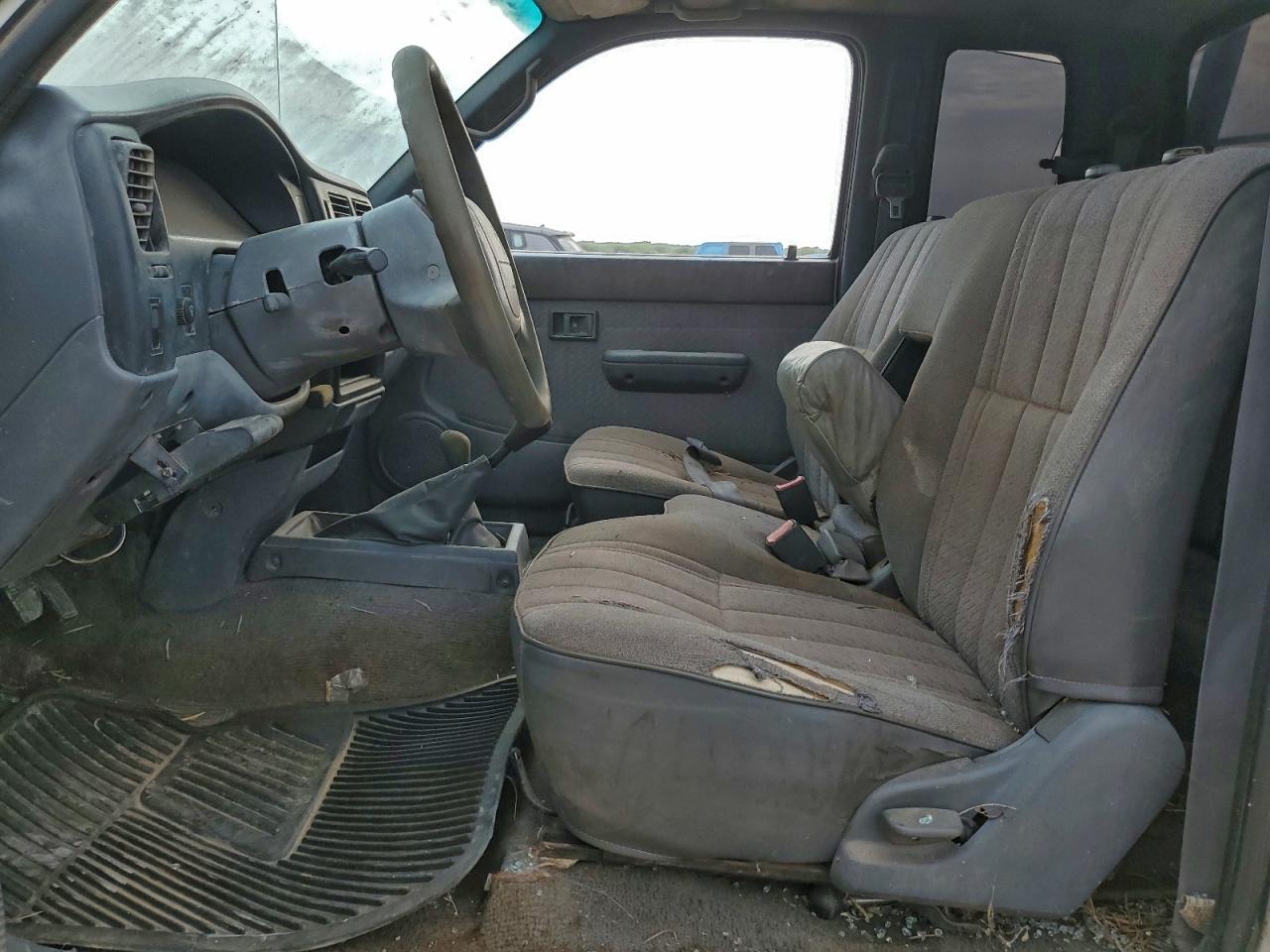 1996 TOYOTA TACOMA XTRACAB photo 7