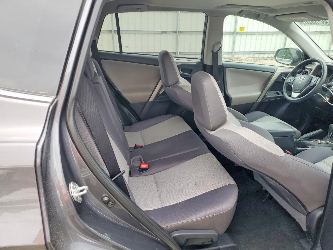 2014 TOYOTA RAV4 XLE photo 11