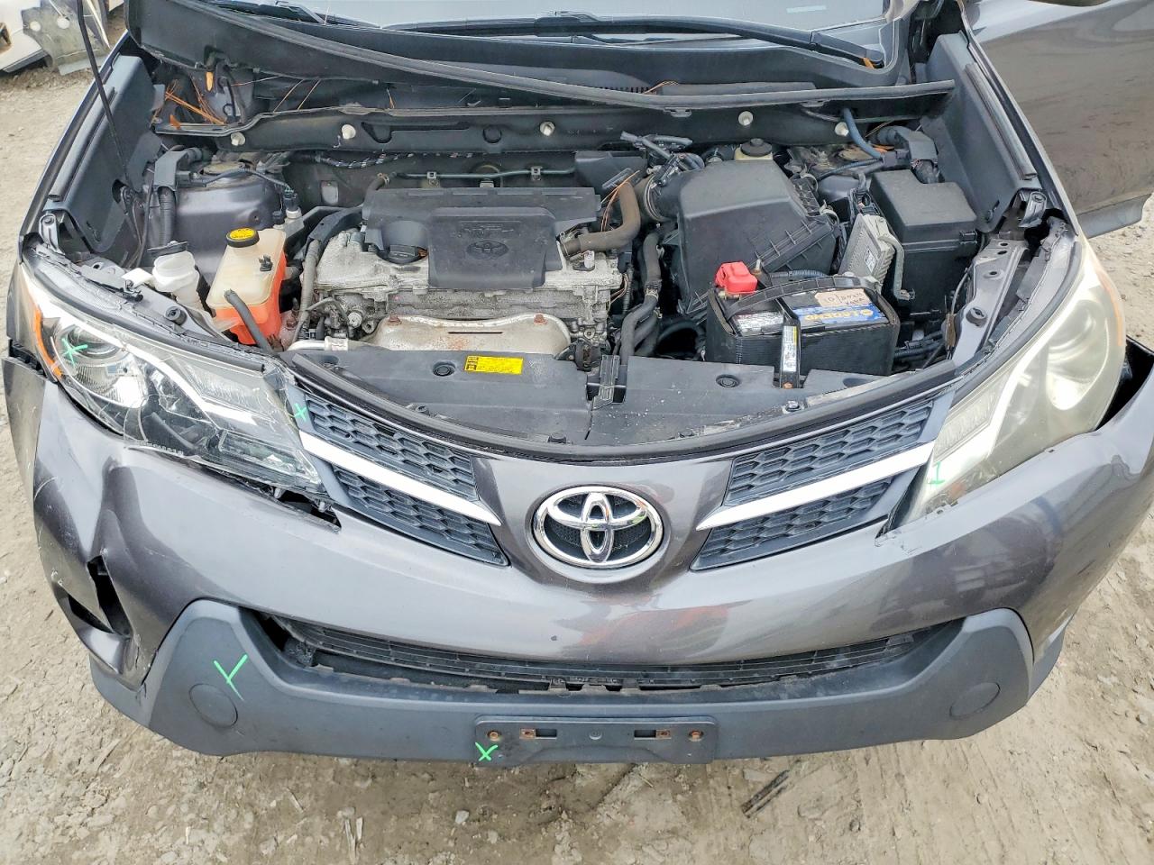 2014 TOYOTA RAV4 XLE photo 12