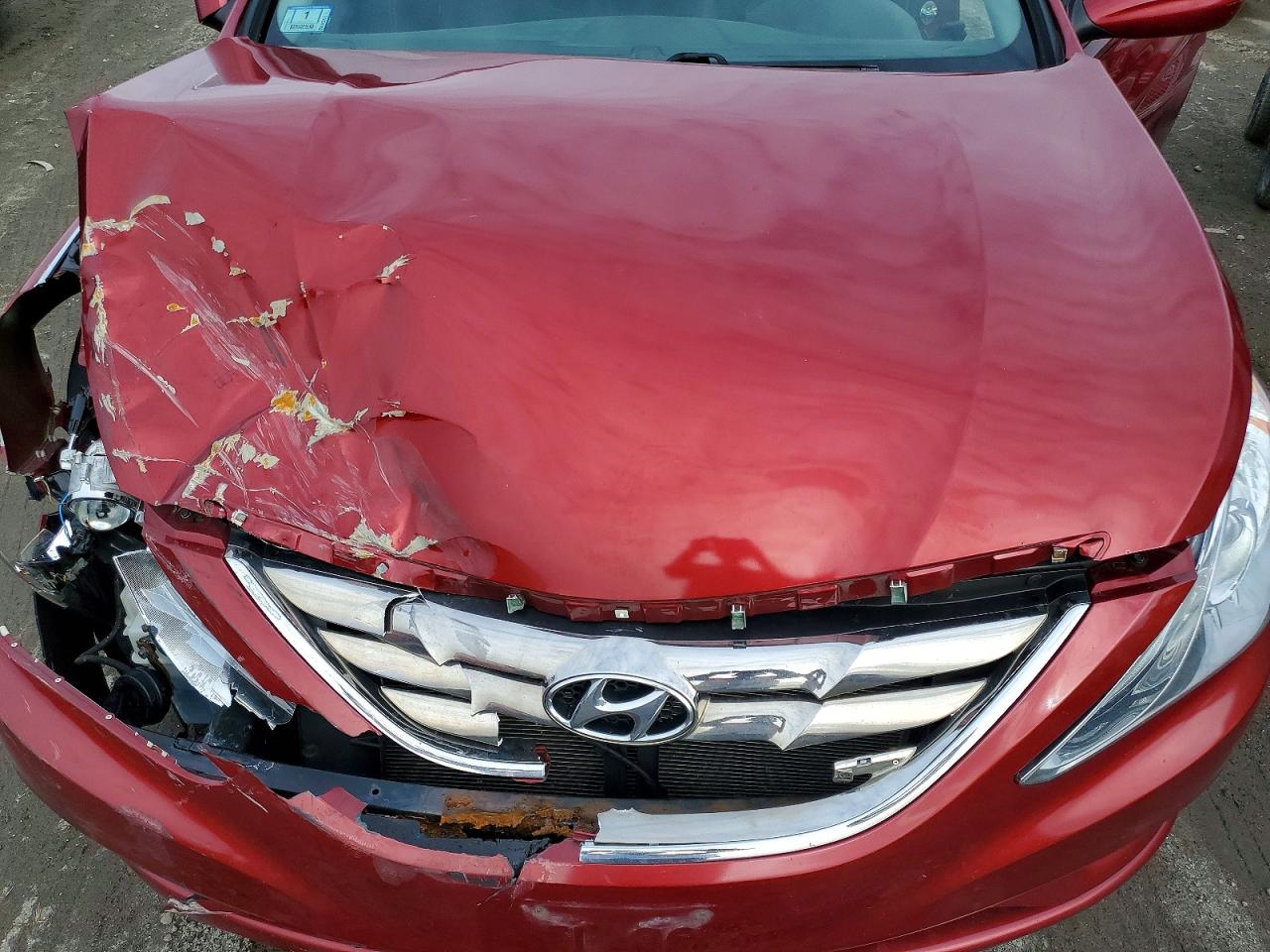 2012 HYUNDAI SONATA SE photo 11