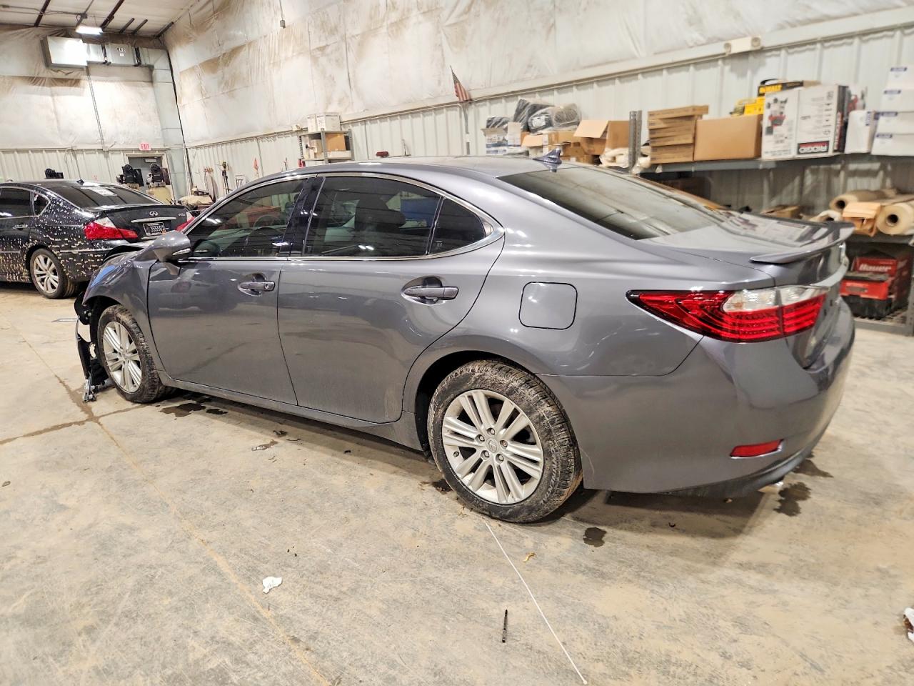 2013 LEXUS ES 350 photo 2