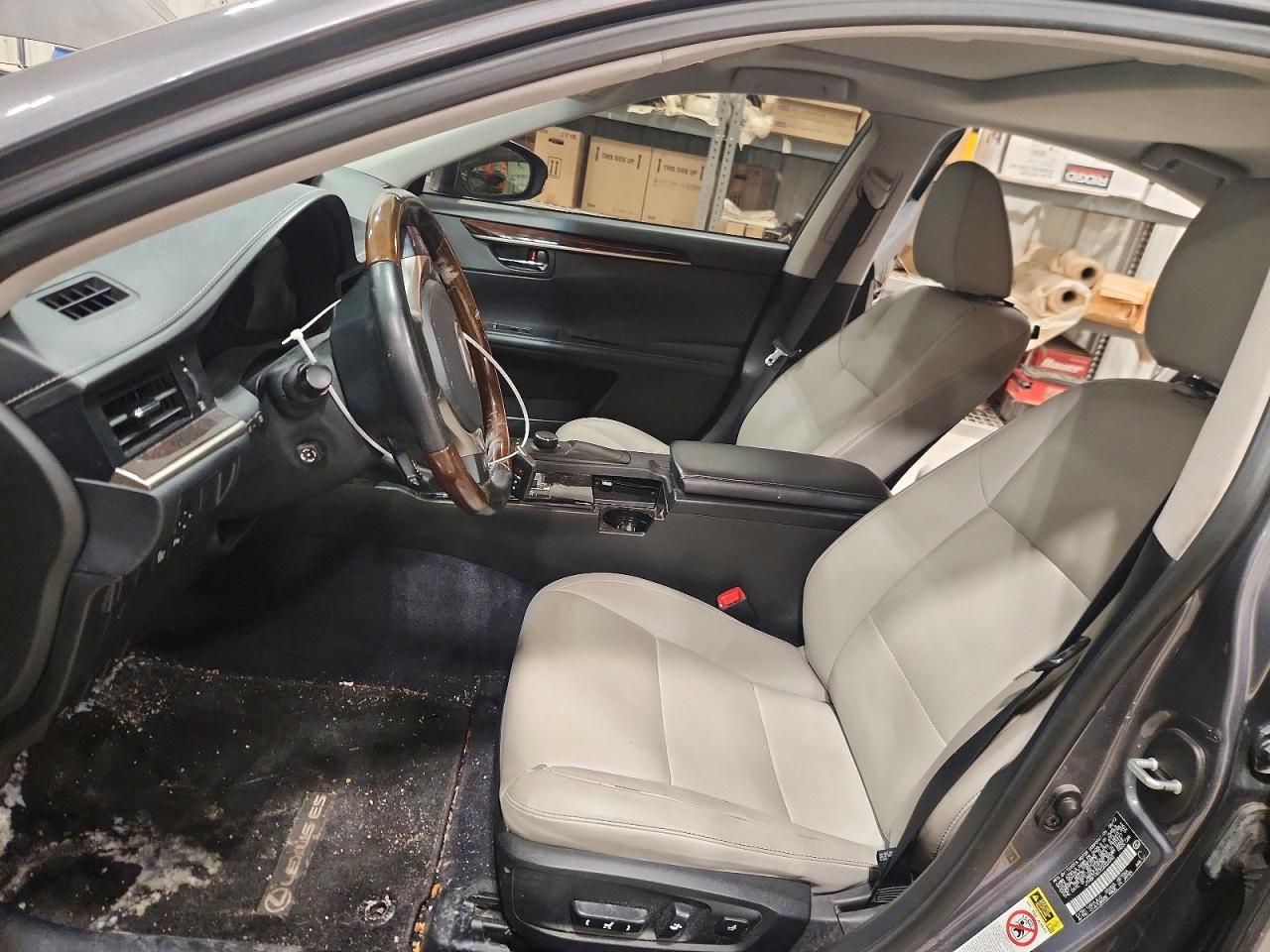 2013 LEXUS ES 350 photo 7