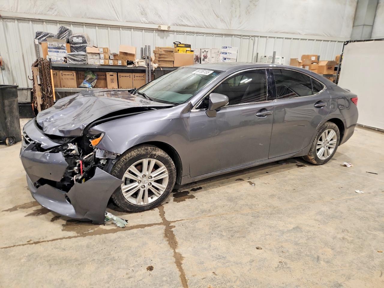 2013 LEXUS ES