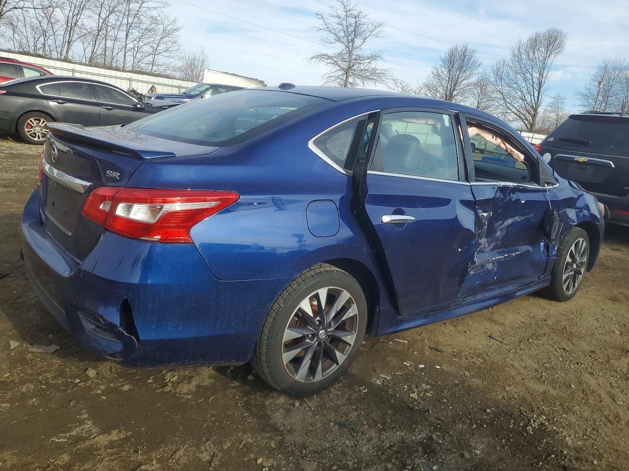 2016 NISSAN SENTRA S photo 3