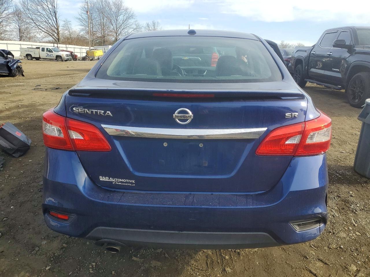 2016 NISSAN SENTRA S photo 6