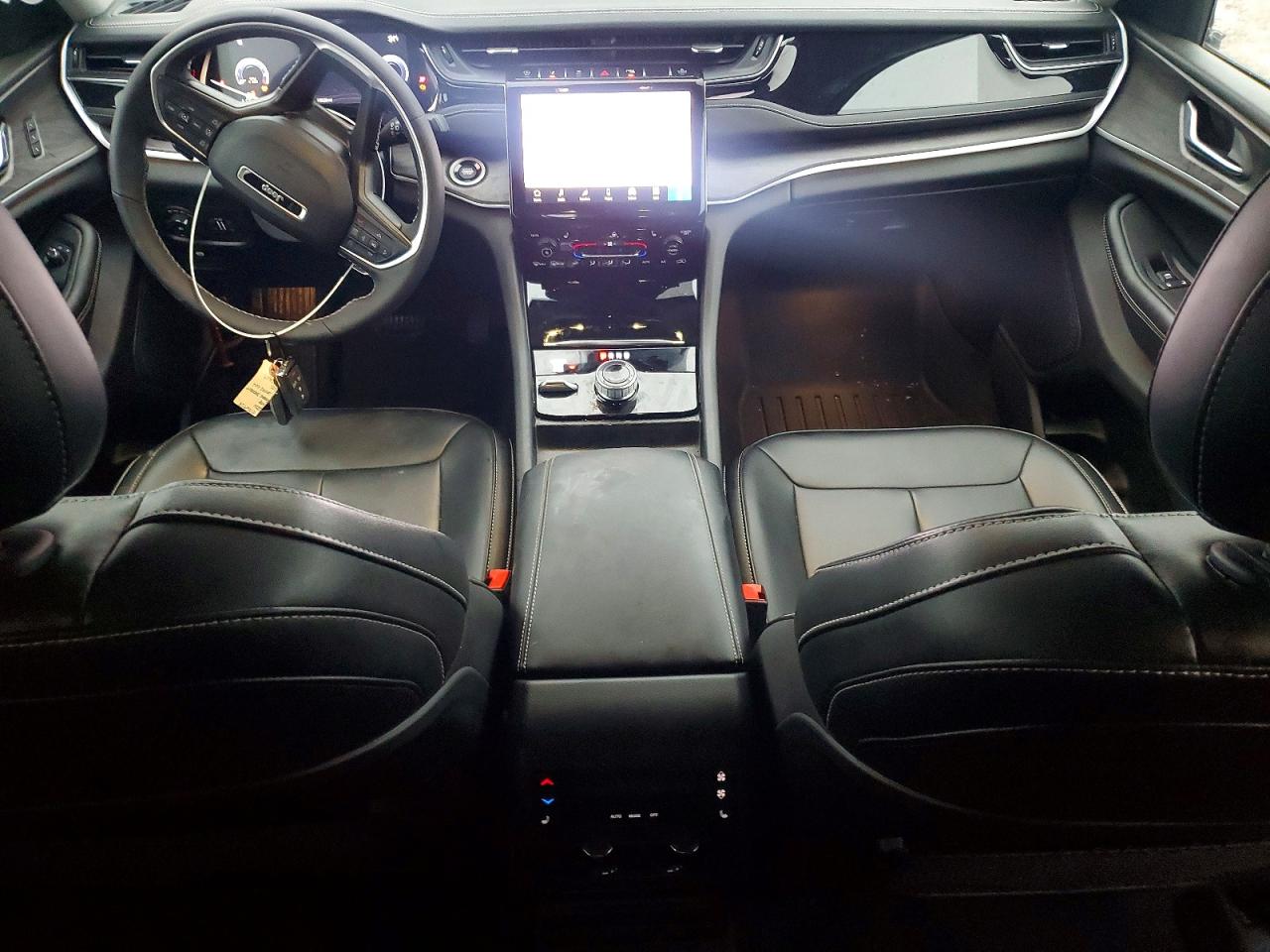 2024 JEEP GRAND CHEROKEE L LIMITED photo 8