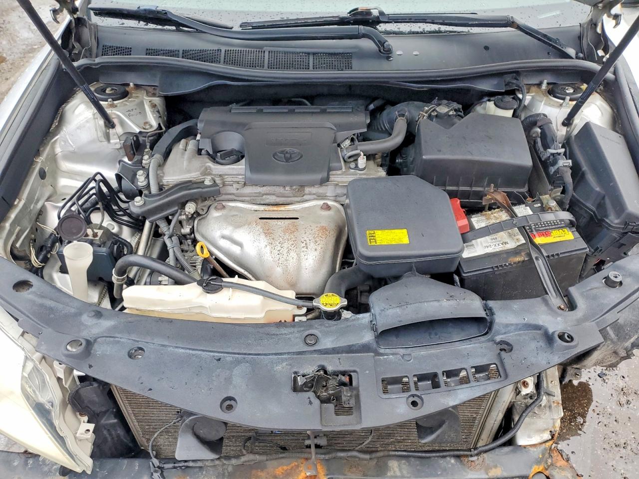 2012 TOYOTA CAMRY BASE photo 11