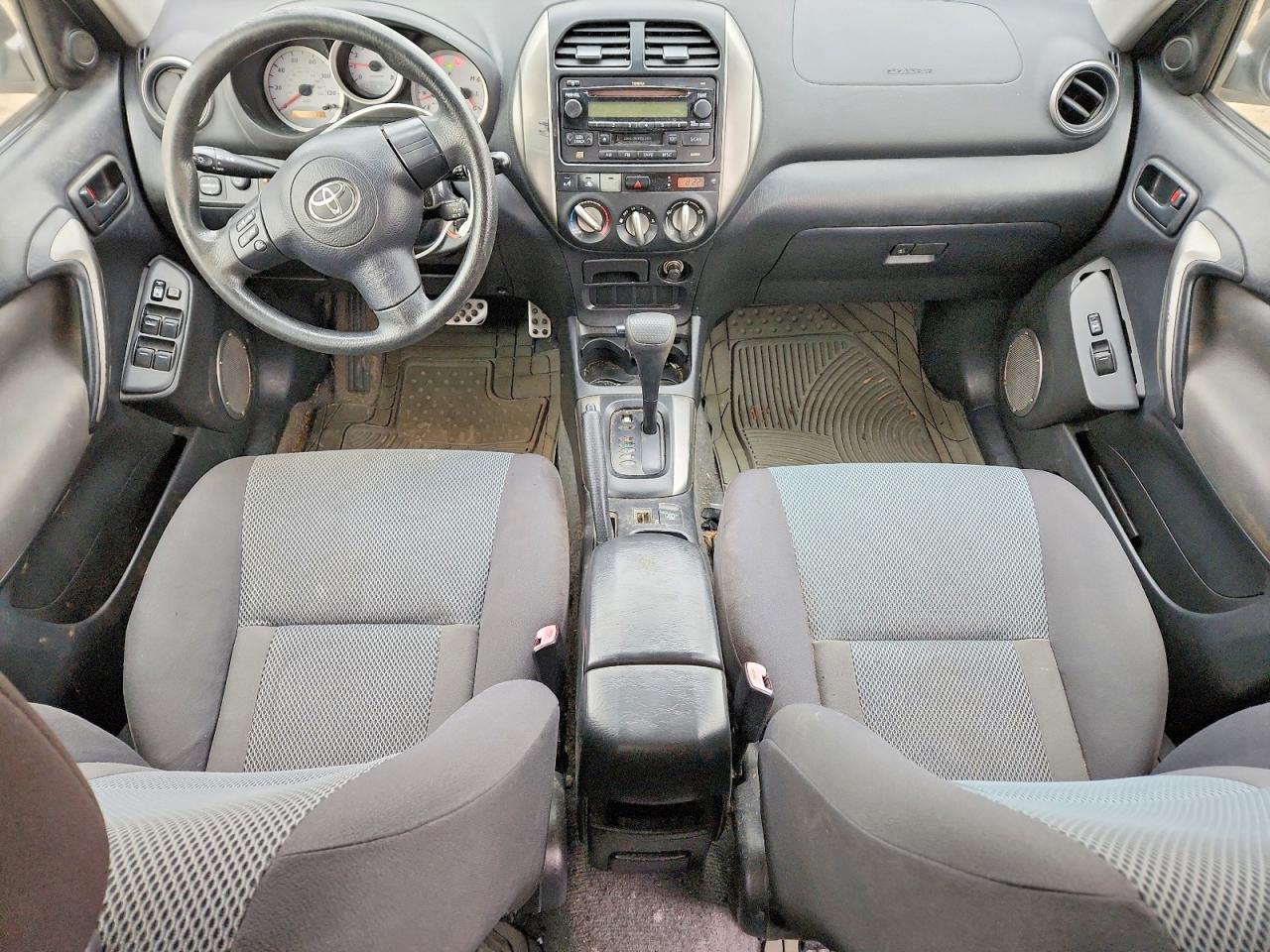 2005 TOYOTA RAV4 photo 8