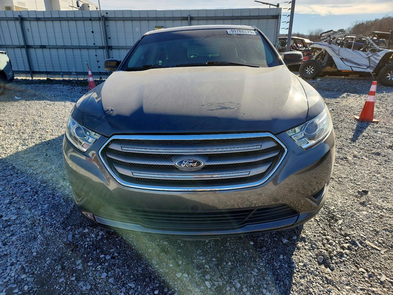 2016 FORD TAURUS SE photo 5