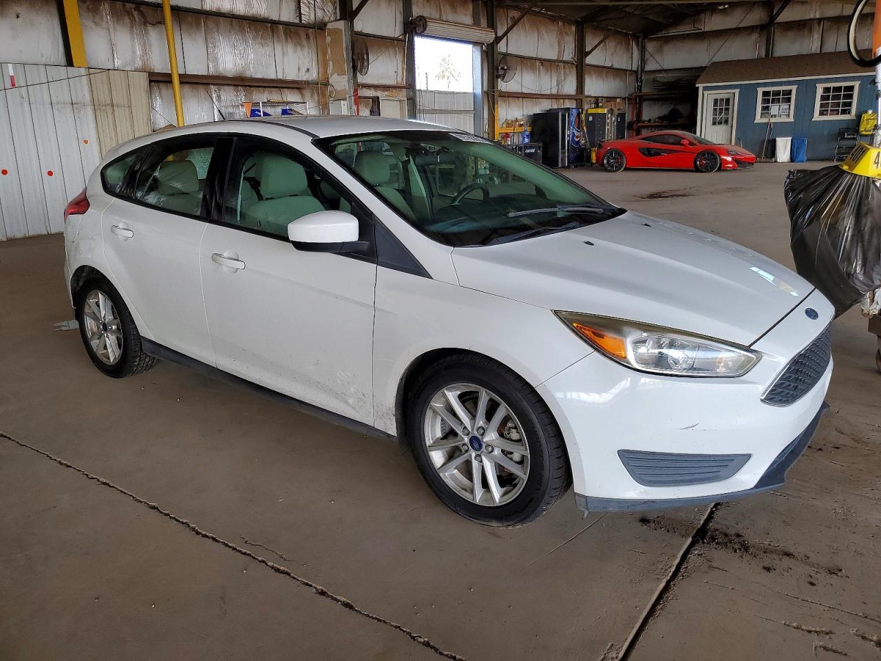 2018 FORD FOCUS SE photo 10