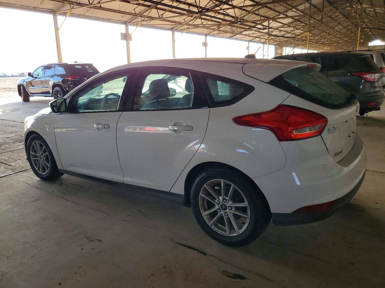 2018 FORD FOCUS SE photo 4